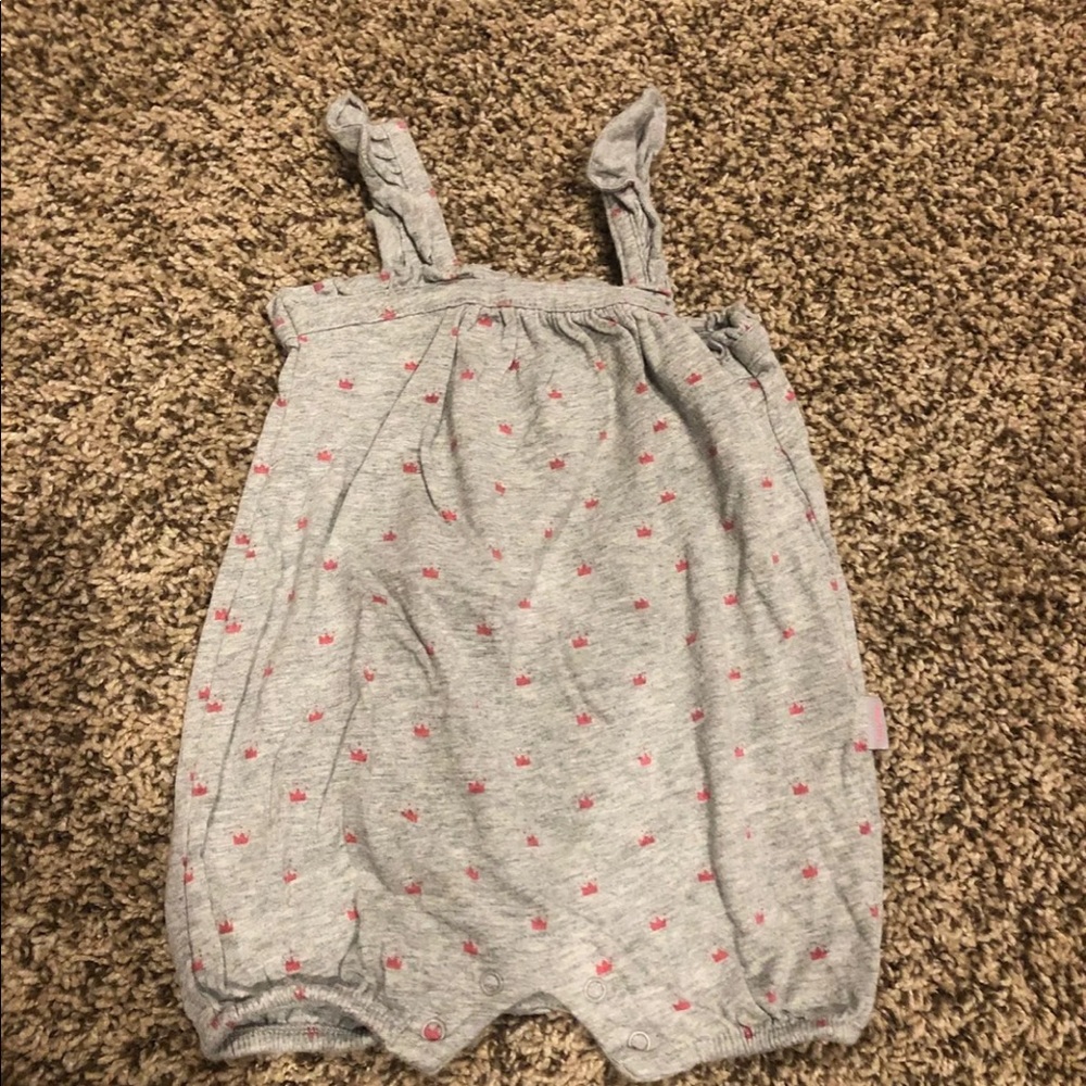 2 Baby Gap Rompers - Picture 5 of 7